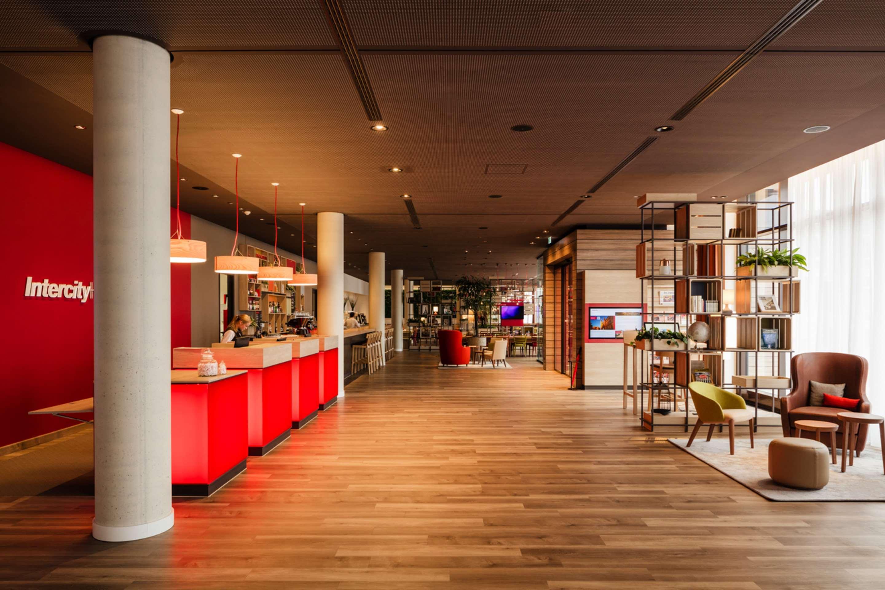 Intercityhotel Hotel 4*